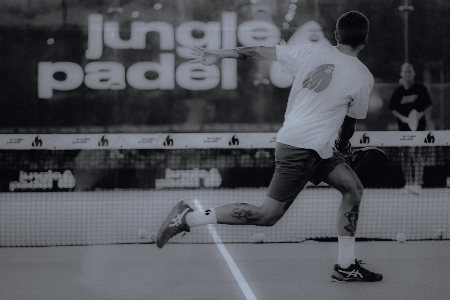 Jungle Padel players on court